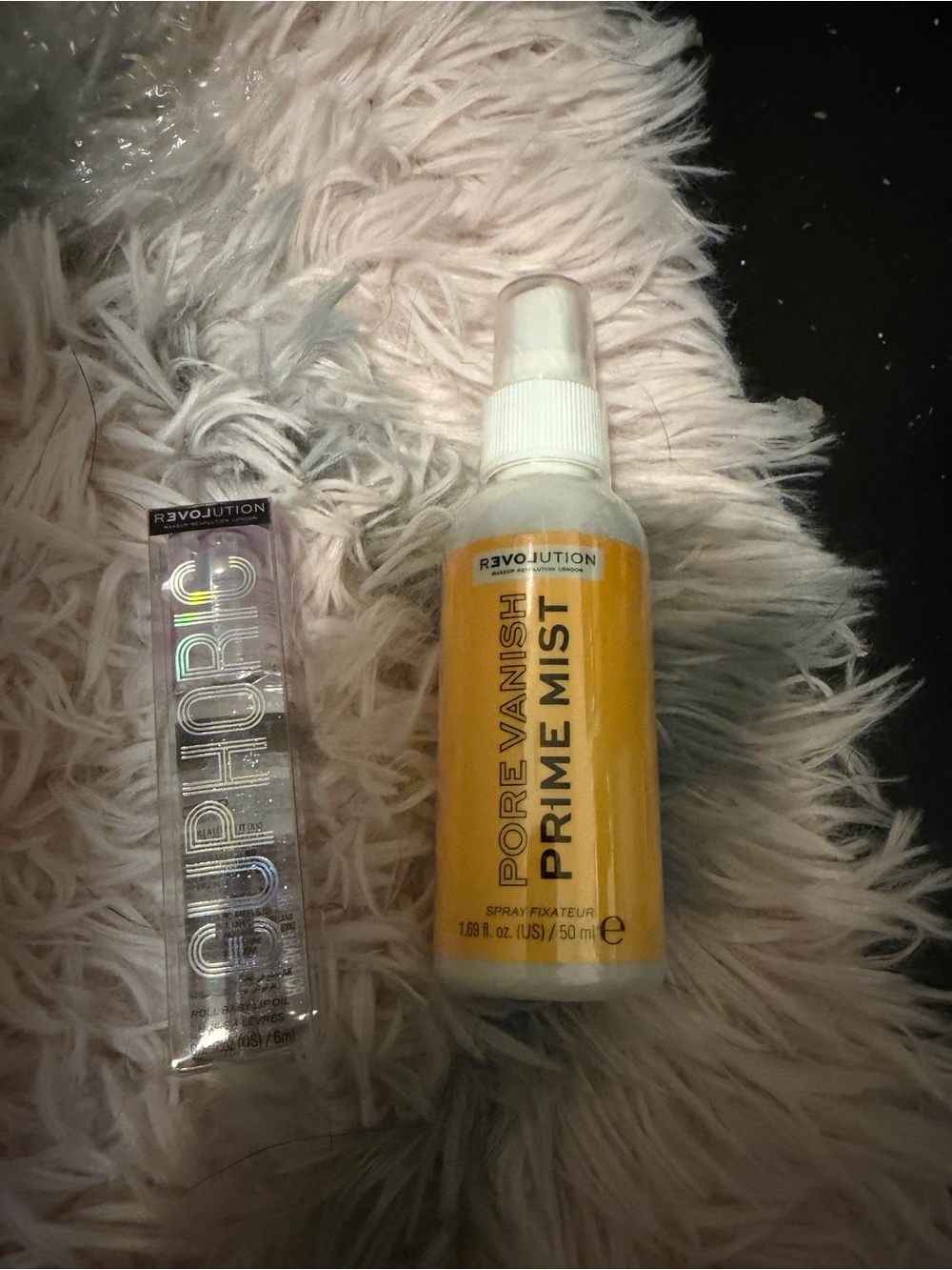 Revolution Yellow Pore Vanish Prime Mist Face Spray